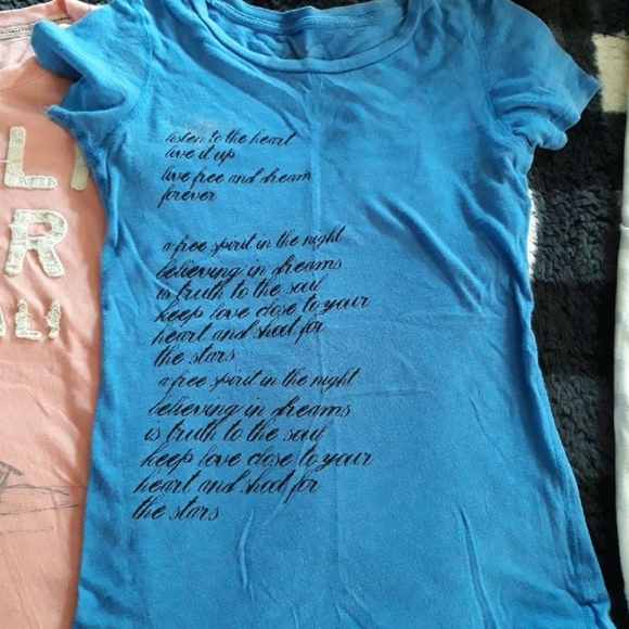 Bundle of 3 name brand shirts tops - Picture 3 of 5